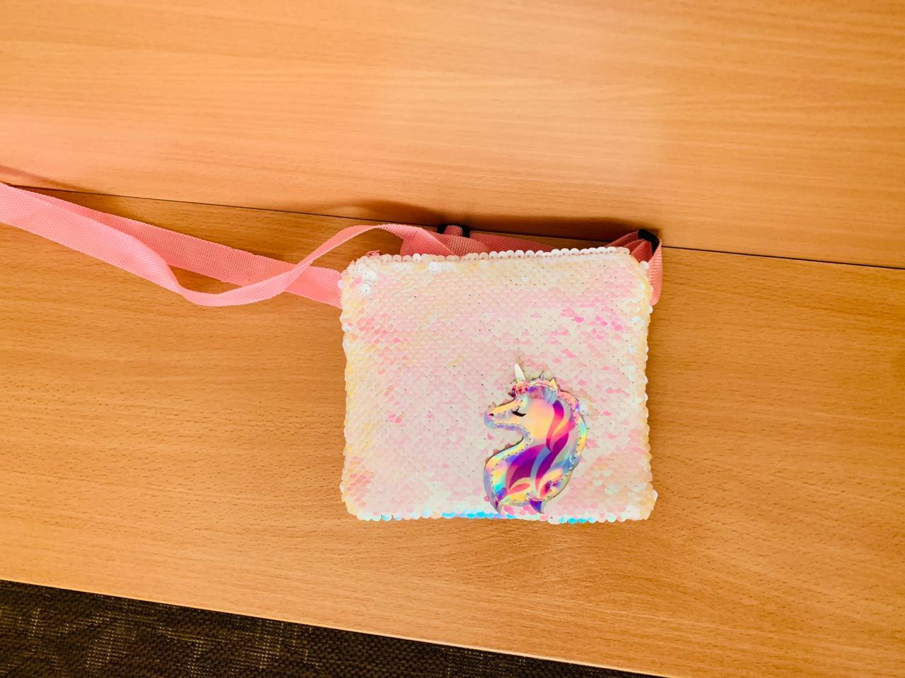 Фотография покупателя товара Сумка детская «Единорог», отдел на молнии, с пайетками, цвет розовый - Фото 5