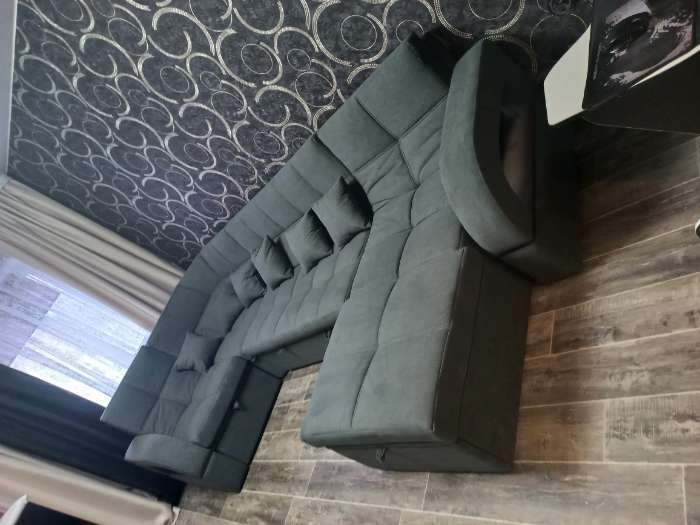 Фотография покупателя товара П-образный диван «Майами 4», механизм венеция, универсальный, велюр, селфи 07/подушки 07 - Фото 9