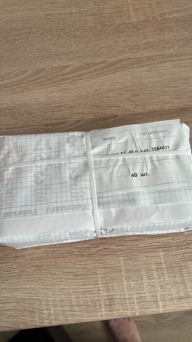 Фотография покупателя товара Блокнот А7, 40 листов в клетку на гребне "Смайлы", обложка мелованная бумага, МИКС - Фото 1