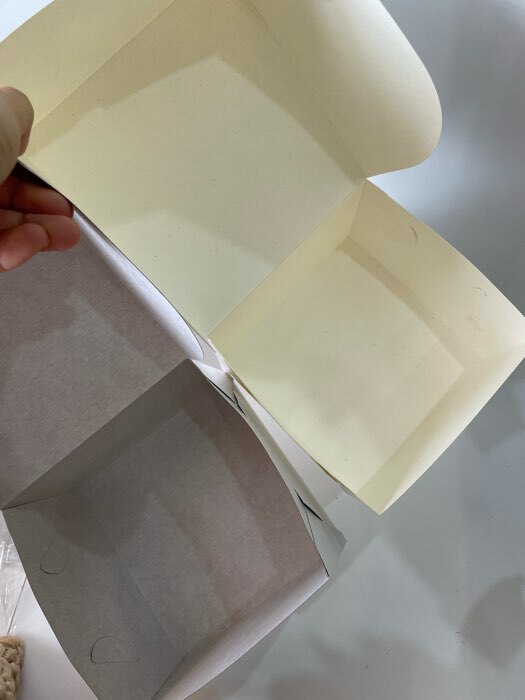 Фотография покупателя товара Упаковка для капкейков на 4 шт, без окна, белая 16 х 16 х 10 см