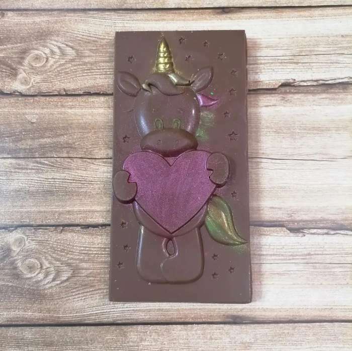 Фотография покупателя товара Форма для шоколада и конфет пластиковая «Мечтая о любви», цвет прозрачный - Фото 4