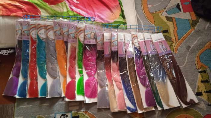 Фотография покупателя товара SIM-BRAIDS Канекалон трёхцветный, гофрированный, 65 см, 90 гр, цвет фиолетовый/сиреневый/пепельный(#FR-27) - Фото 23