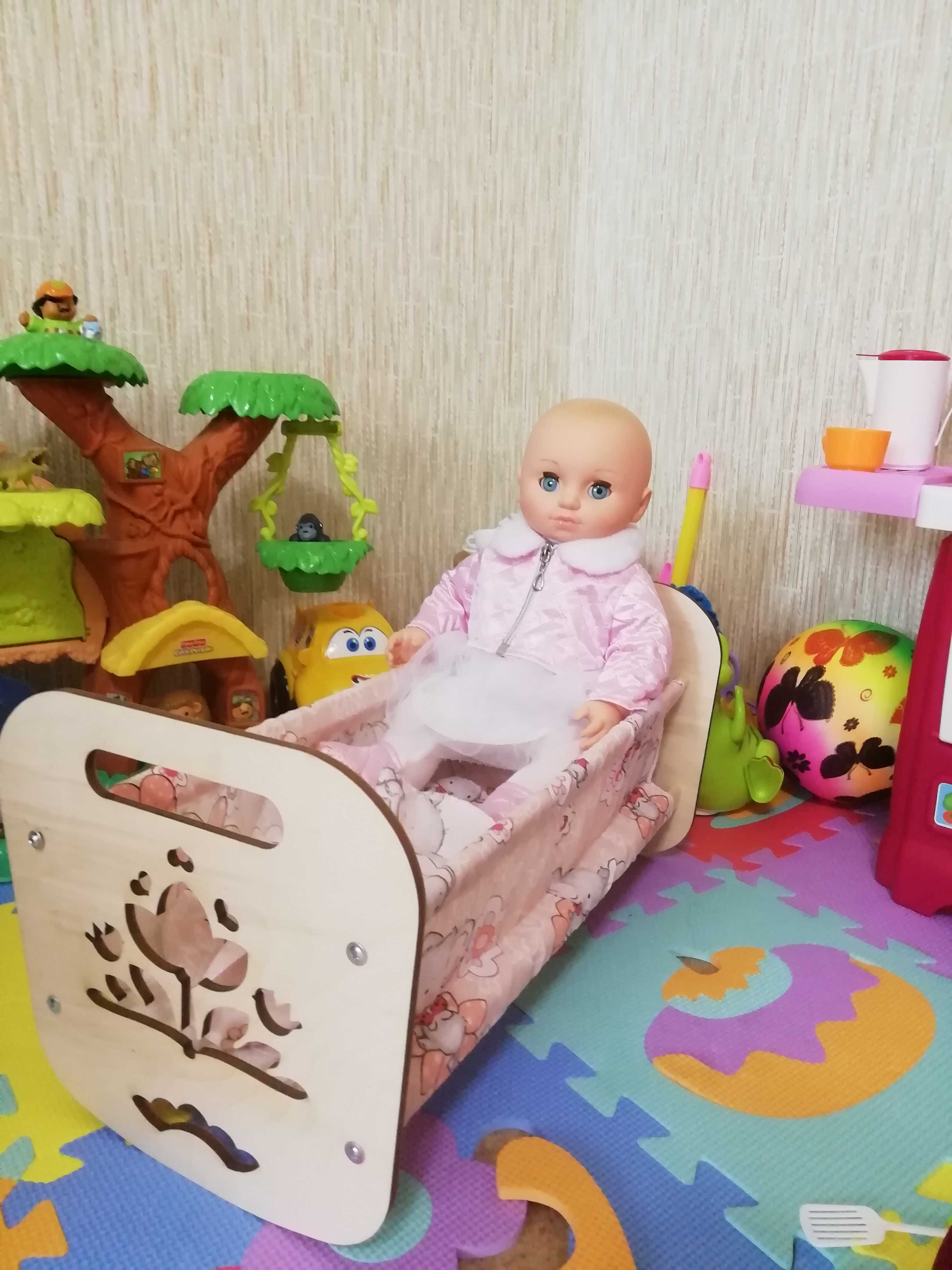 Фотография покупателя товара Кроватка деревянная для кукол «Катюша», 44 × 24 × 24 см, с постельным бельём