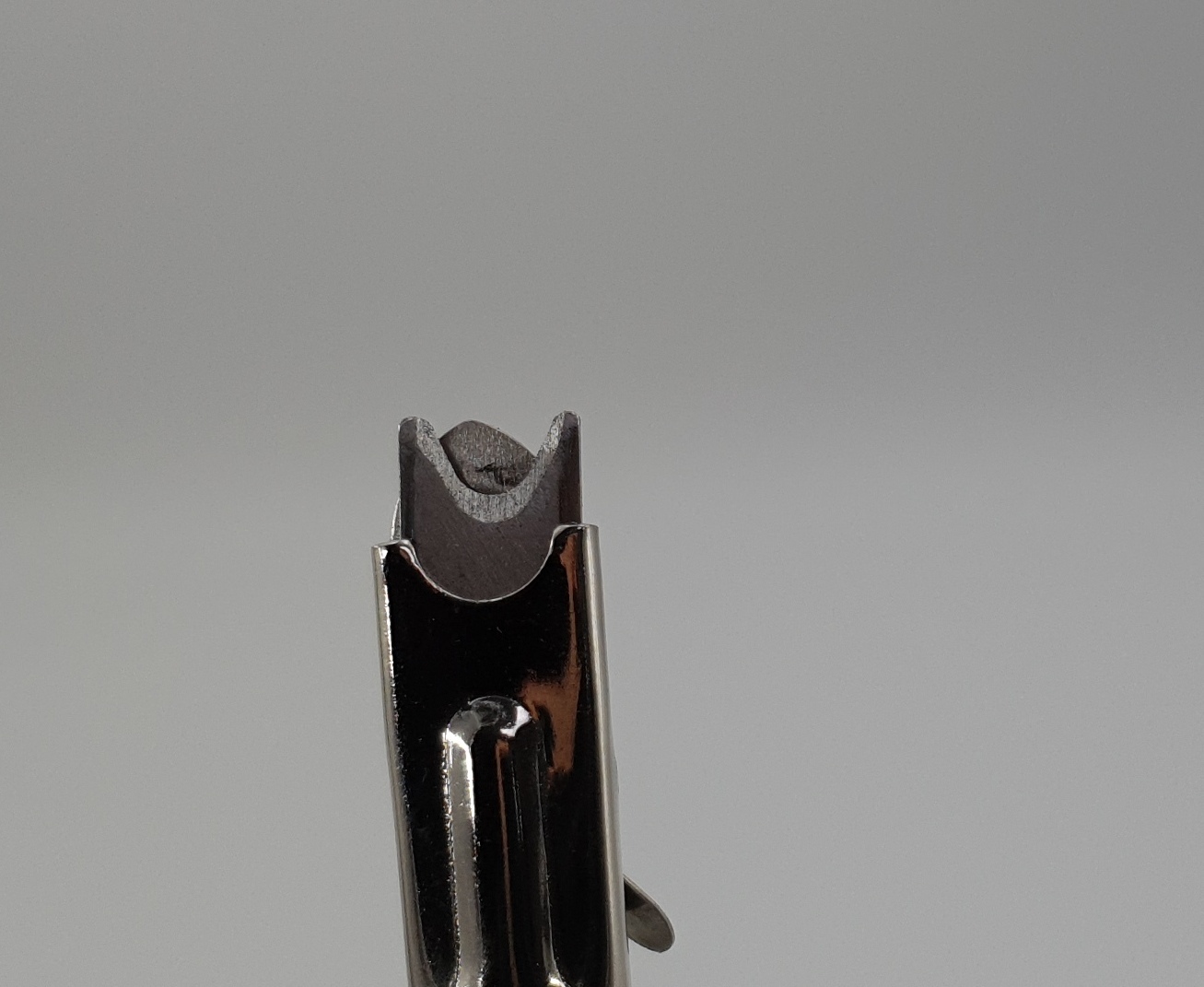 Фотография покупателя товара Когтерез-гильотина с прорезиненной ручкой, отверстие 7 мм, розовый - Фото 4