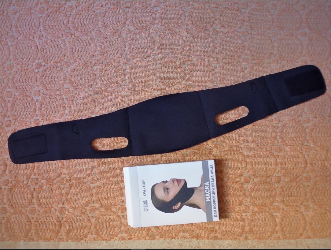 Фотография покупателя товара Маска текстильная для коррекции овала лица, на липучке, 62 × 9,5 см, цвет чёрный/розовый - Фото 2