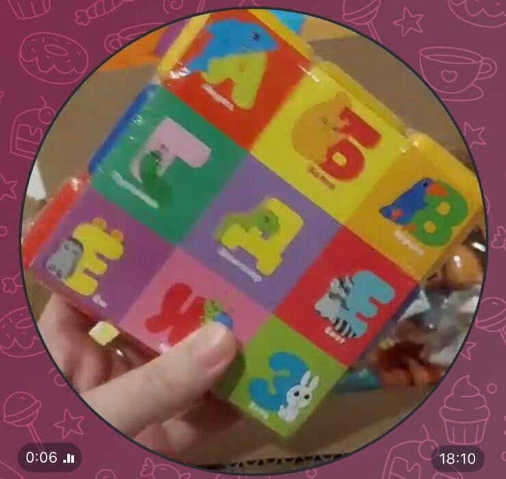 Фотография покупателя товара Набор цветных кубиков «Алфавит», 9 штук, 4 х 4 см, по методике Монтессори - Фото 1