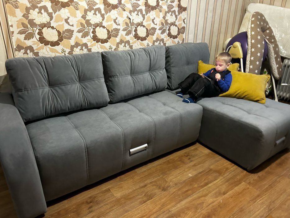 Фотография покупателя товара Угловой диван «Нью-Йорк 3», угол левый, пантограф, велюр, цвет селфи 01, подушки селфи 03 - Фото 4