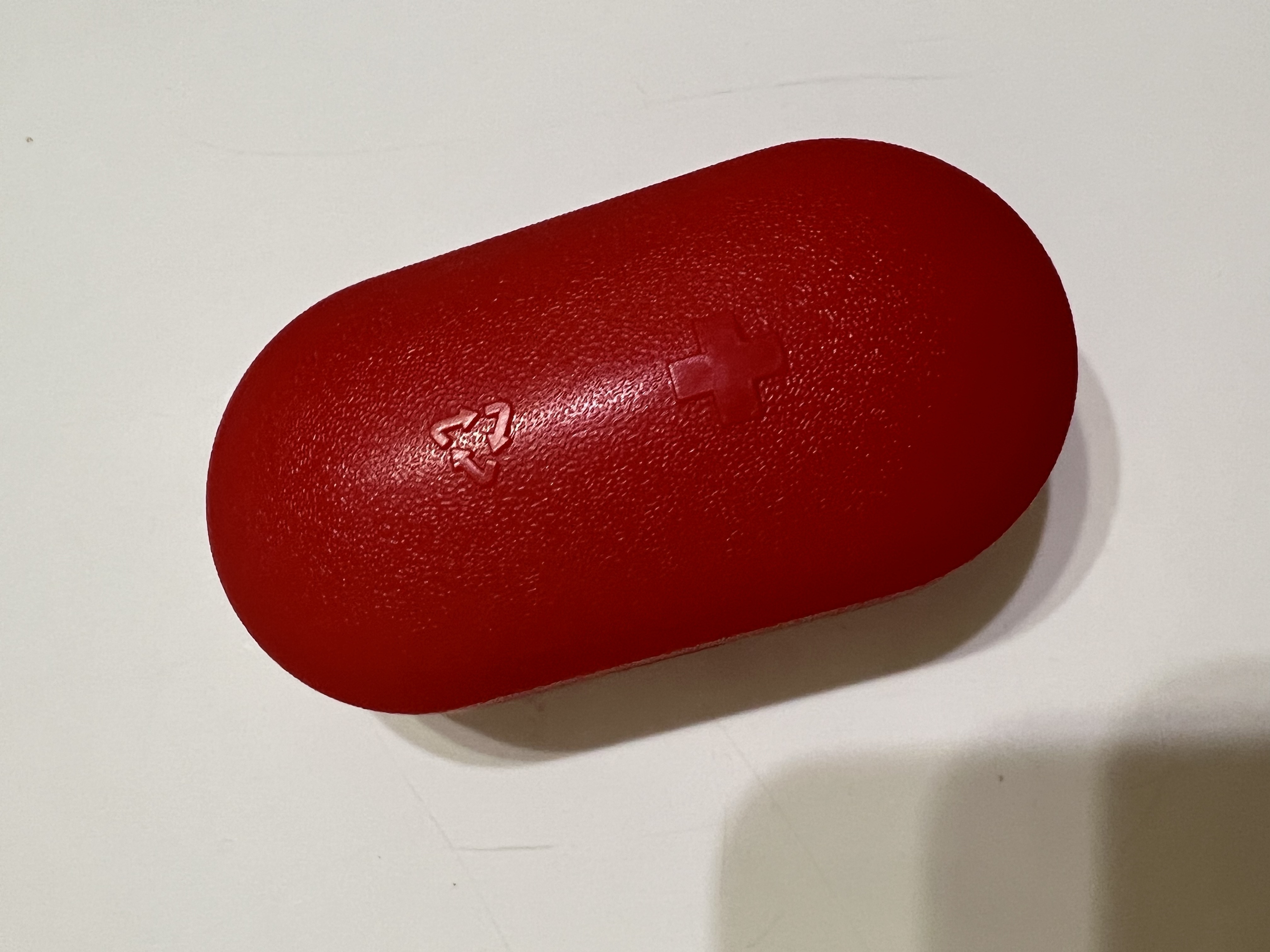 Фотография покупателя товара Таблетница «Pill Box», 6 секций, 10 × 5,5 × 3 см, цвет МИКС - Фото 2