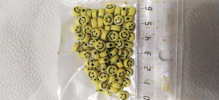 Фотография покупателя товара Бусины для творчества пластик "Жёлтые кружочки со смайлами" набор 15 гр 0,4х0,7х0,7 см - Фото 4