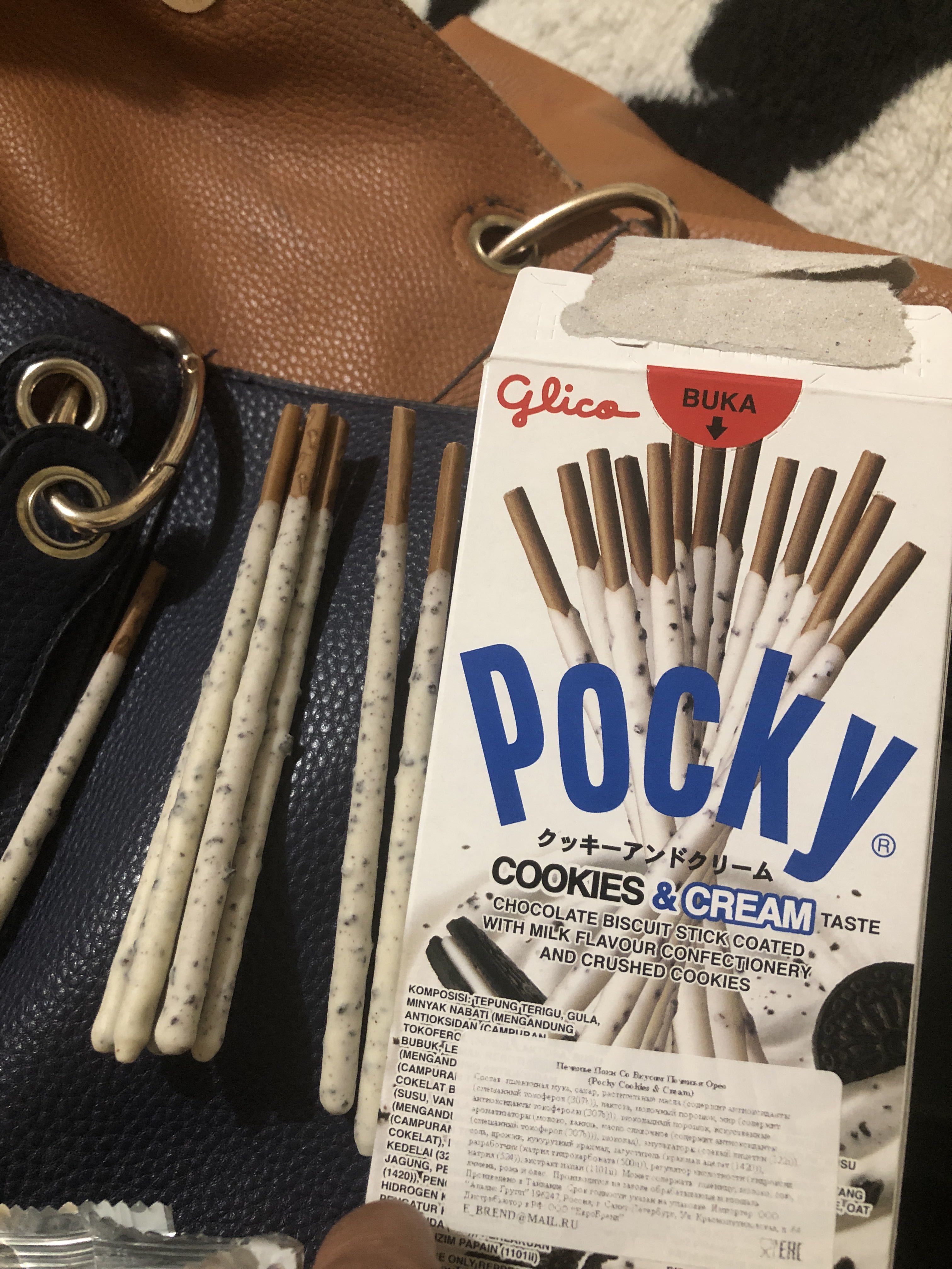 Фотография покупателя товара Бисквитные палочки POCKY со вкусом шоколадного печенья Oreo с кремом, 40 г - Фото 1