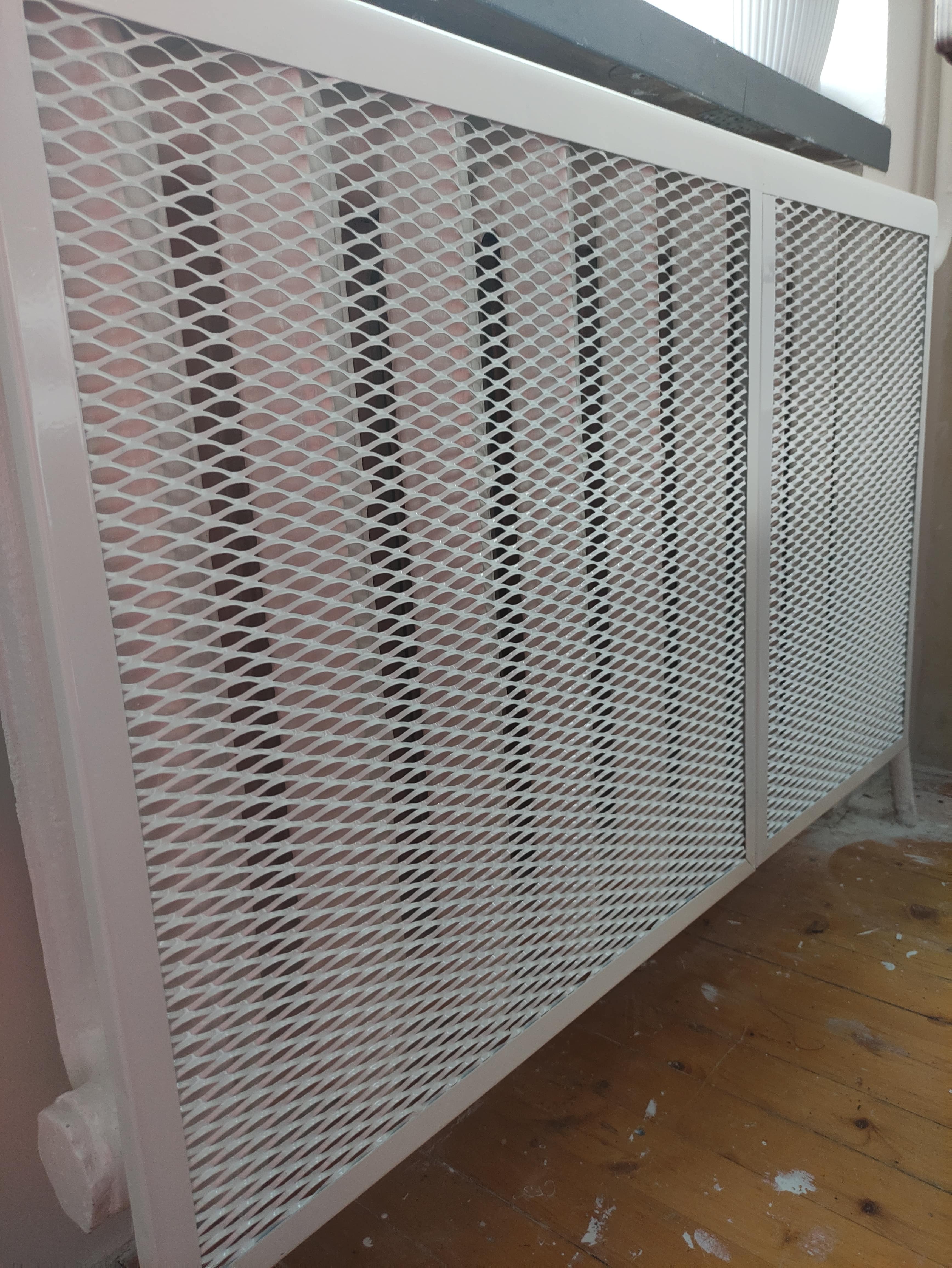 Фотография покупателя товара Экран на чугунный радиатор ZEIN, 690х610х150 мм, 7 секций, металлический, белый - Фото 11