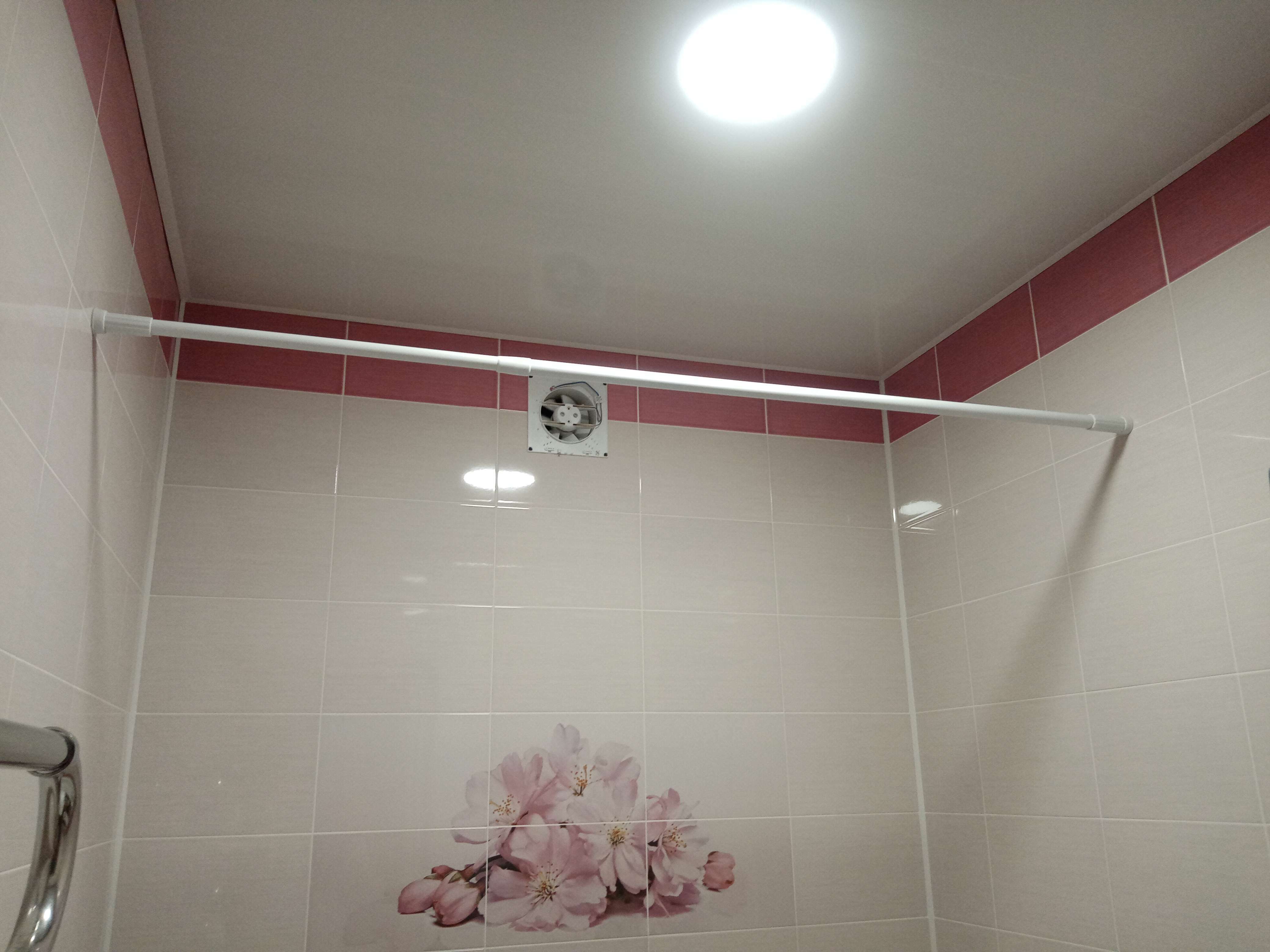 Фотография покупателя товара Карниз для ванной комнаты телескопический Доляна, 140-260 см, цвет белый - Фото 3