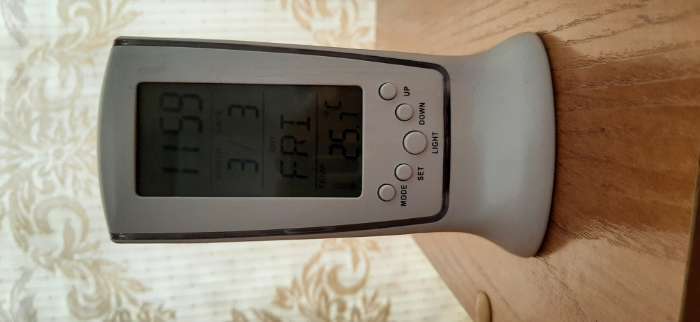 Фотография покупателя товара Будильник Luazon LB-02 "Обелиск", часы, дата, температура, подсветка, белый