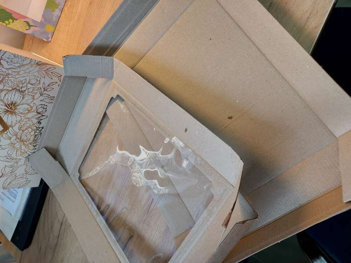 Фотография покупателя товара Коробка сборная, крышка-дно, с окном, крафт, 26 х 21 х 4 см - Фото 17