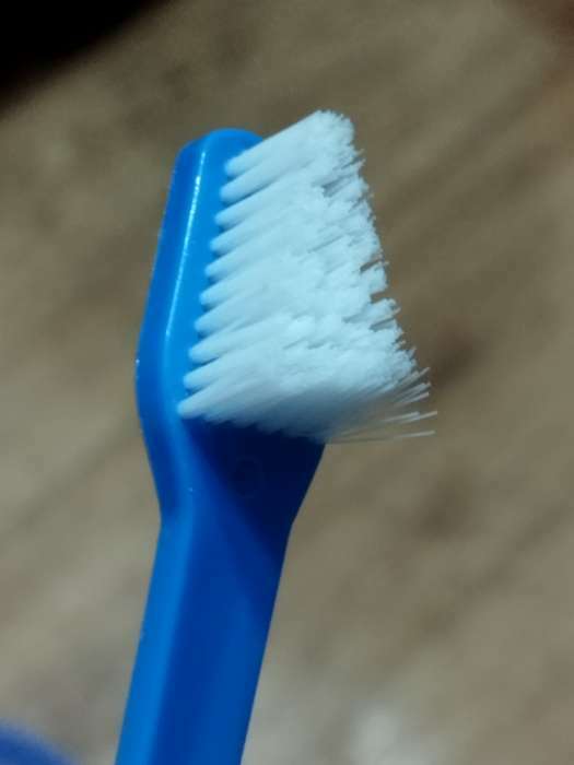 Фотография покупателя товара Набор зубная щётка двухсторонняя и 2 щётки-напальчника, микс цветов - Фото 3