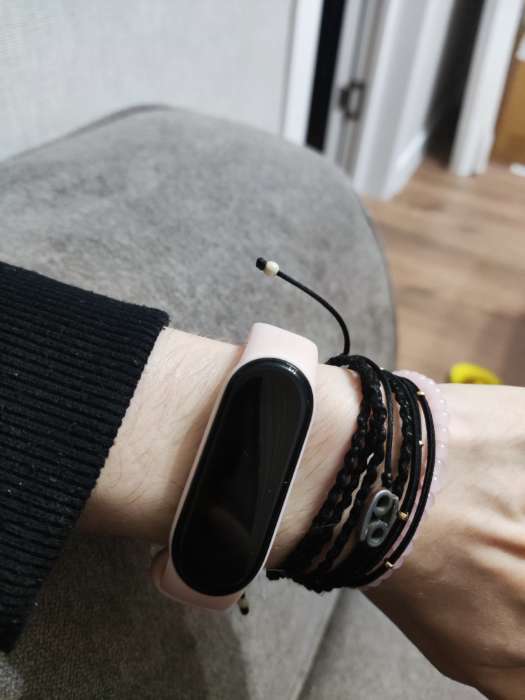 Фотография покупателя товара Ремешок для фитнес-браслета Mi Band 5/6 LuazON, силиконовый, белый - Фото 1