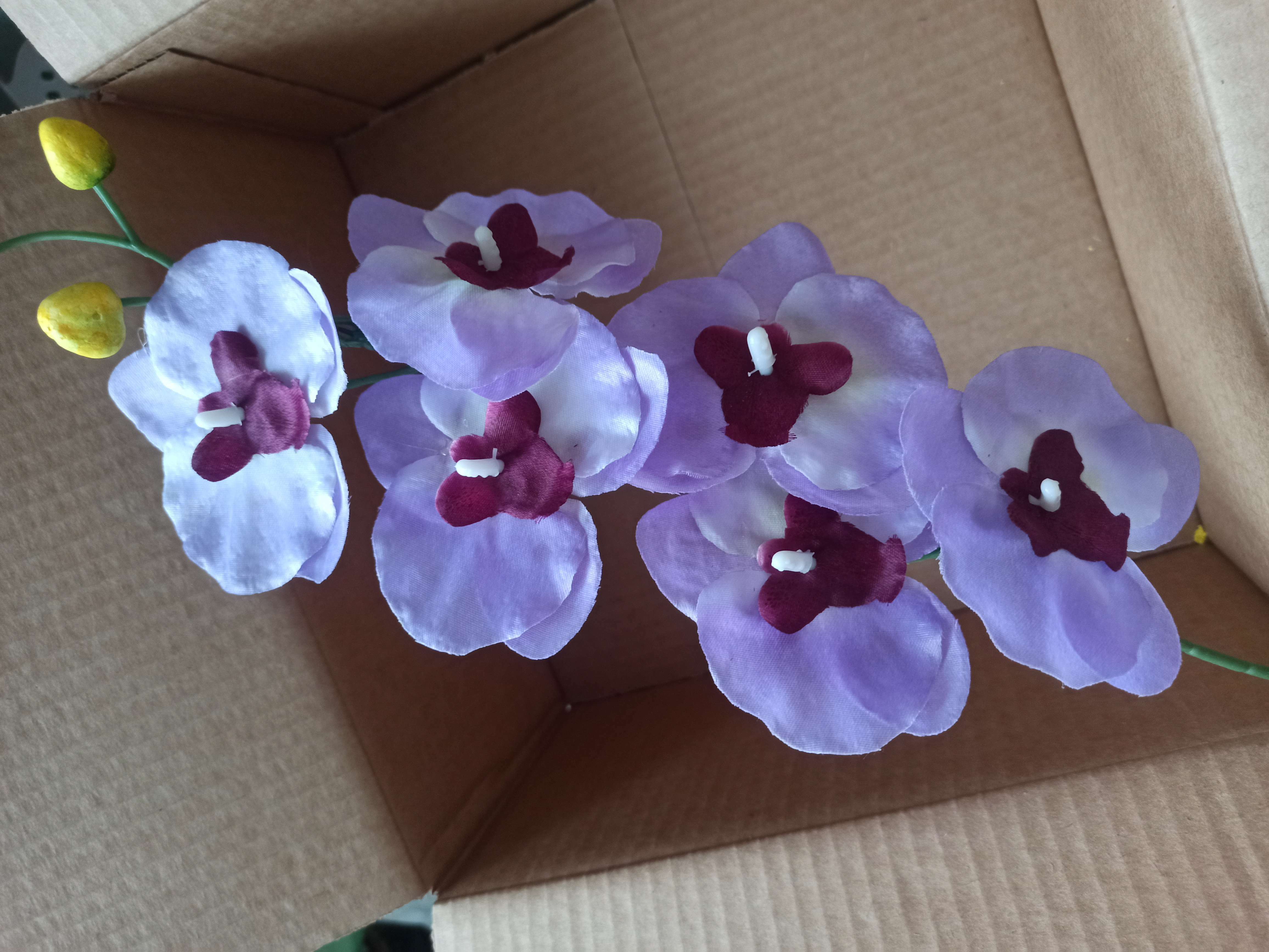 Фотография покупателя товара Цветок искусственный "Орхидея" 9*60 см, белая с сиреневым - Фото 1