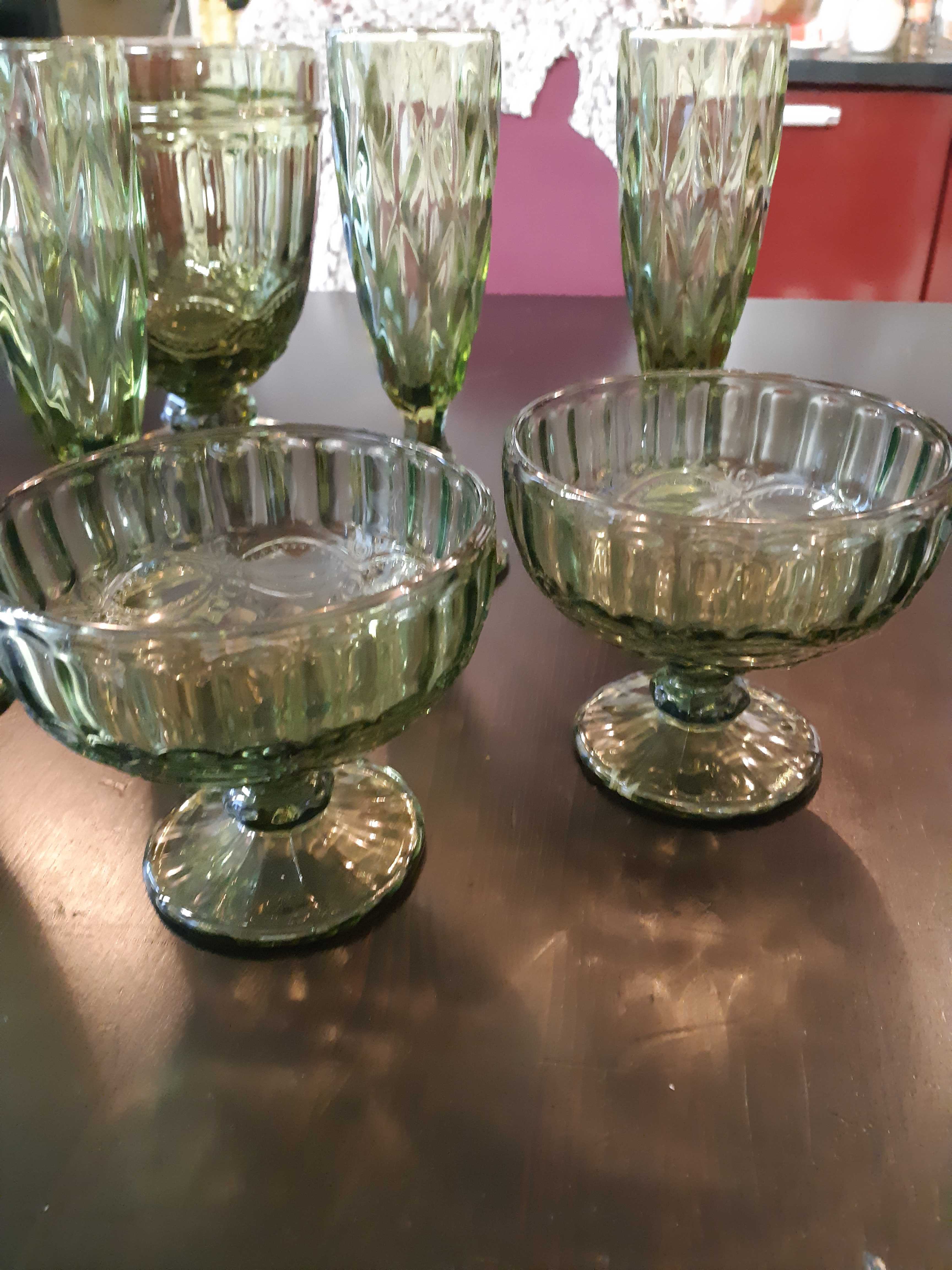 Фотография покупателя товара Креманка стеклянная Magistro «Ла-Манш», 350 мл, 12×10,5 см, цвет зелёный - Фото 5