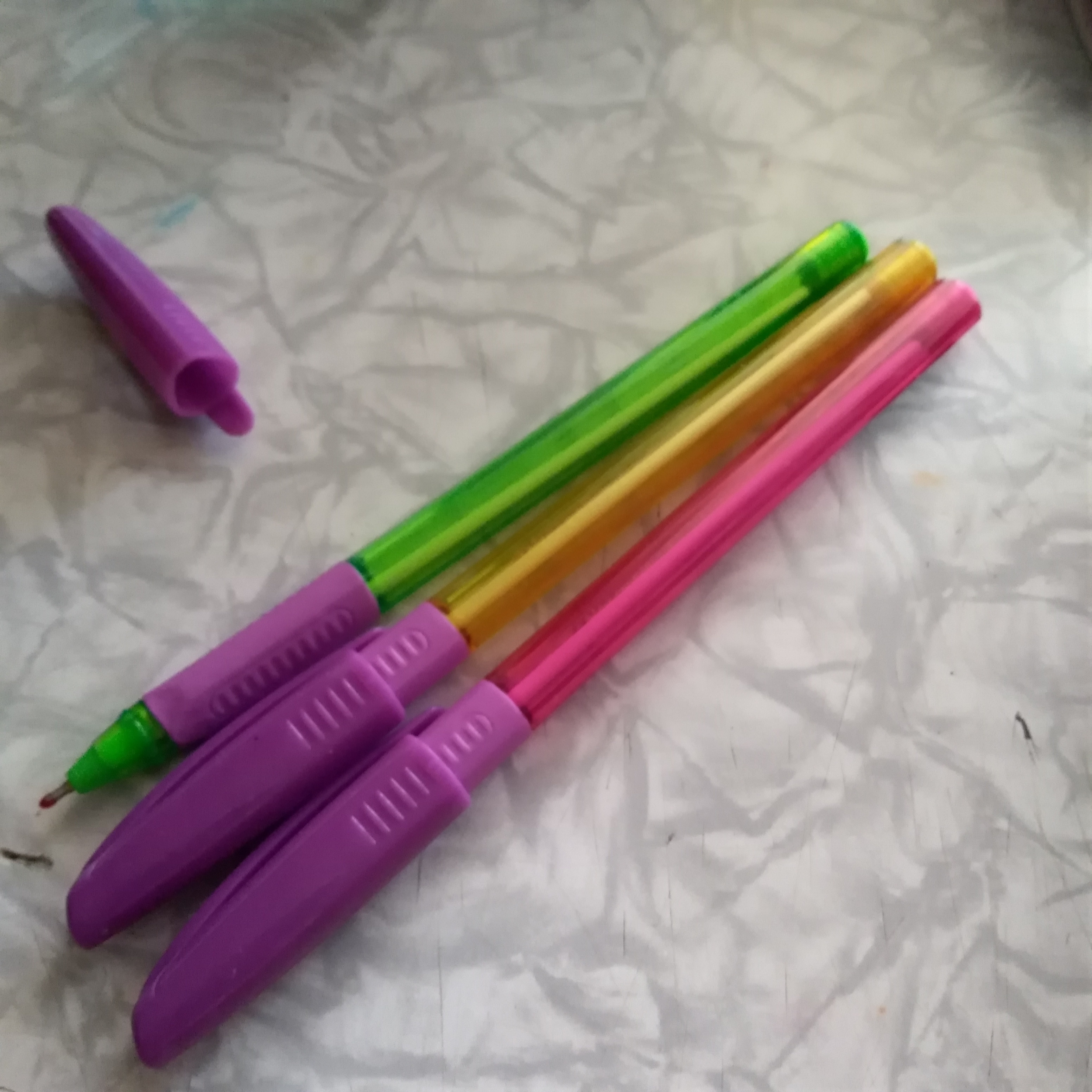Фотография покупателя товара Ручка шариковая Triangle 110 Color, узел 0.7 мм, чернила синие, грип, микс - Фото 1