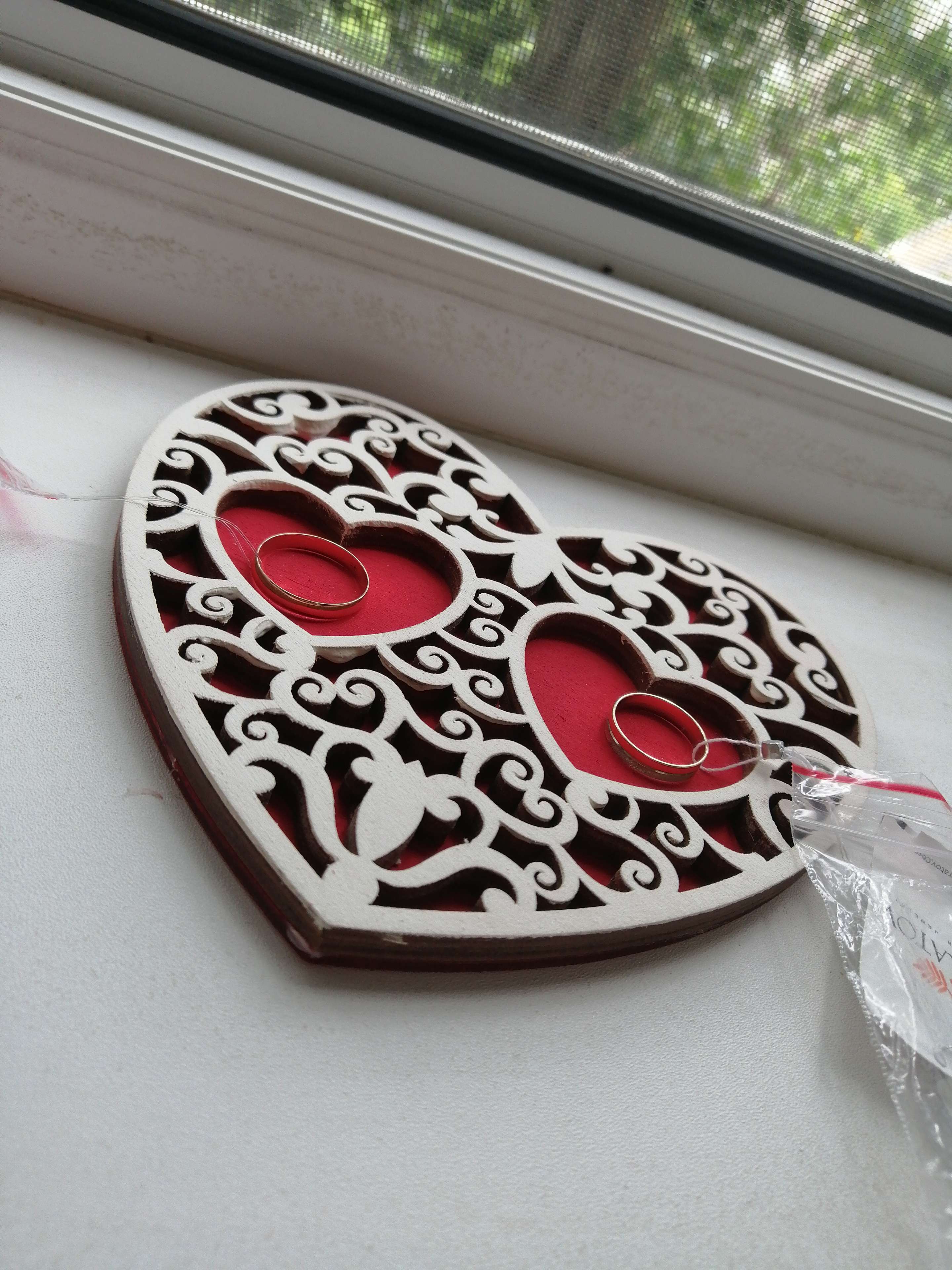 Фотография покупателя товара Подставка под кольца «Красное сердце»