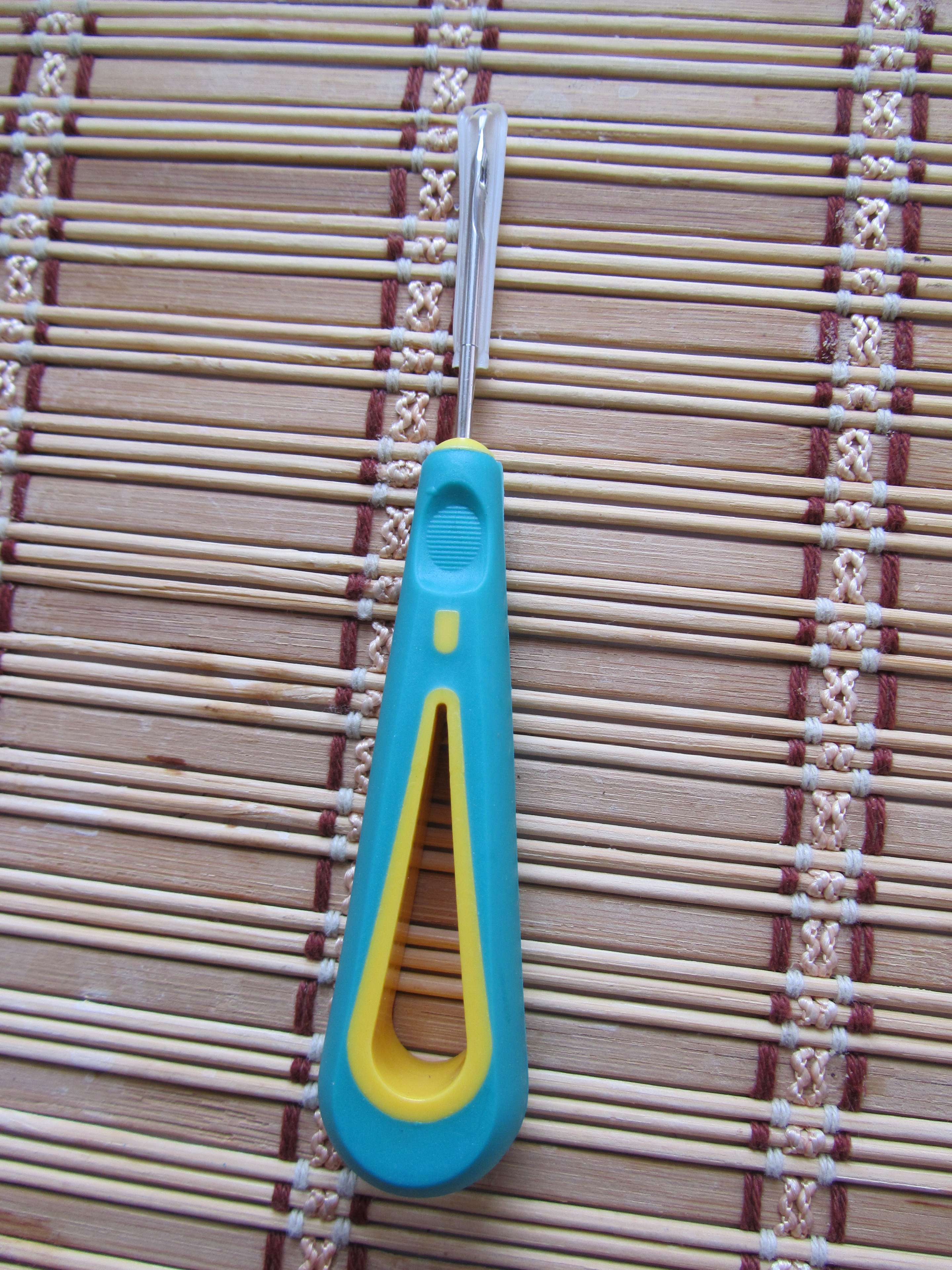 Фотография покупателя товара Шило швейное, с отверстием на конце, d = 1,6 мм, 14,5 × 3 см