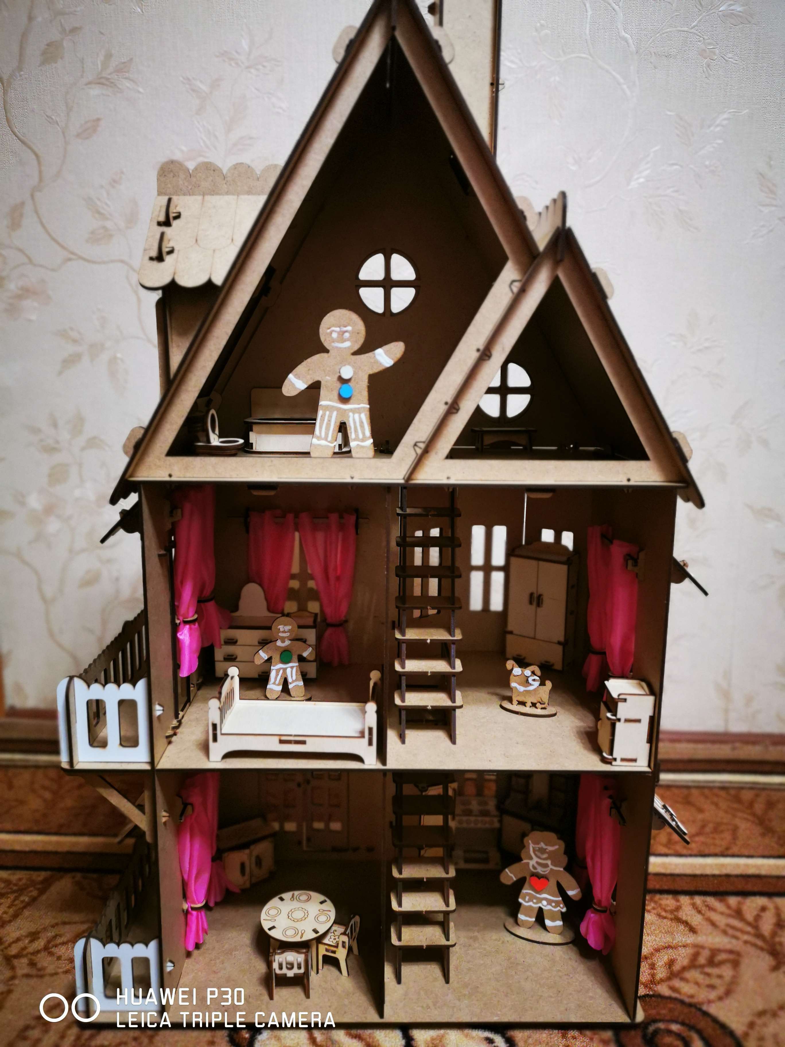 Фотография покупателя товара Сборная игрушка «Пряничный домик», этаж: 21 см - Фото 2