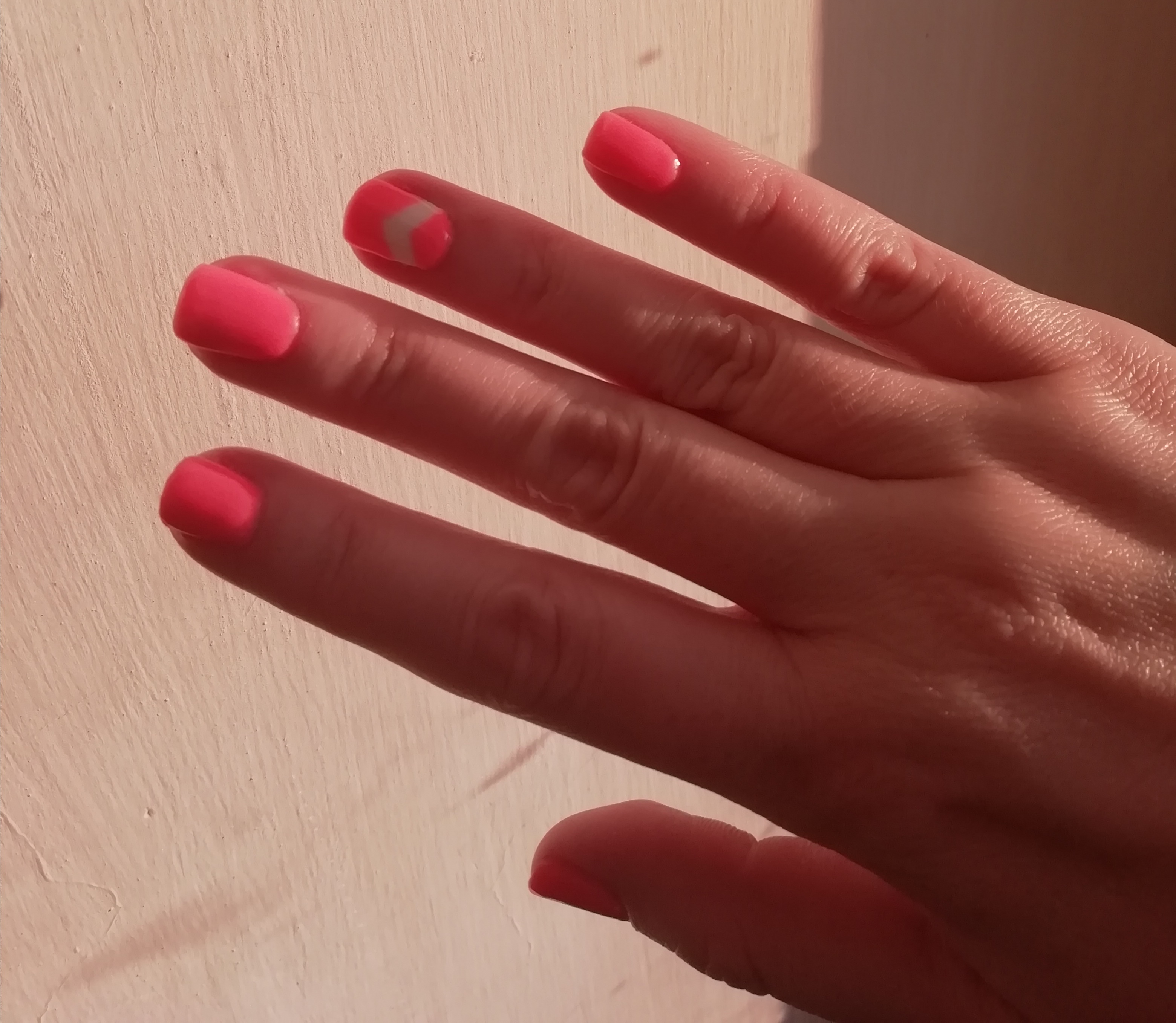 Фотография покупателя товара Гель-лак для ногтей трёхфазный LED/UV, 10мл, цвет В1-053 неоновый розовый - Фото 81