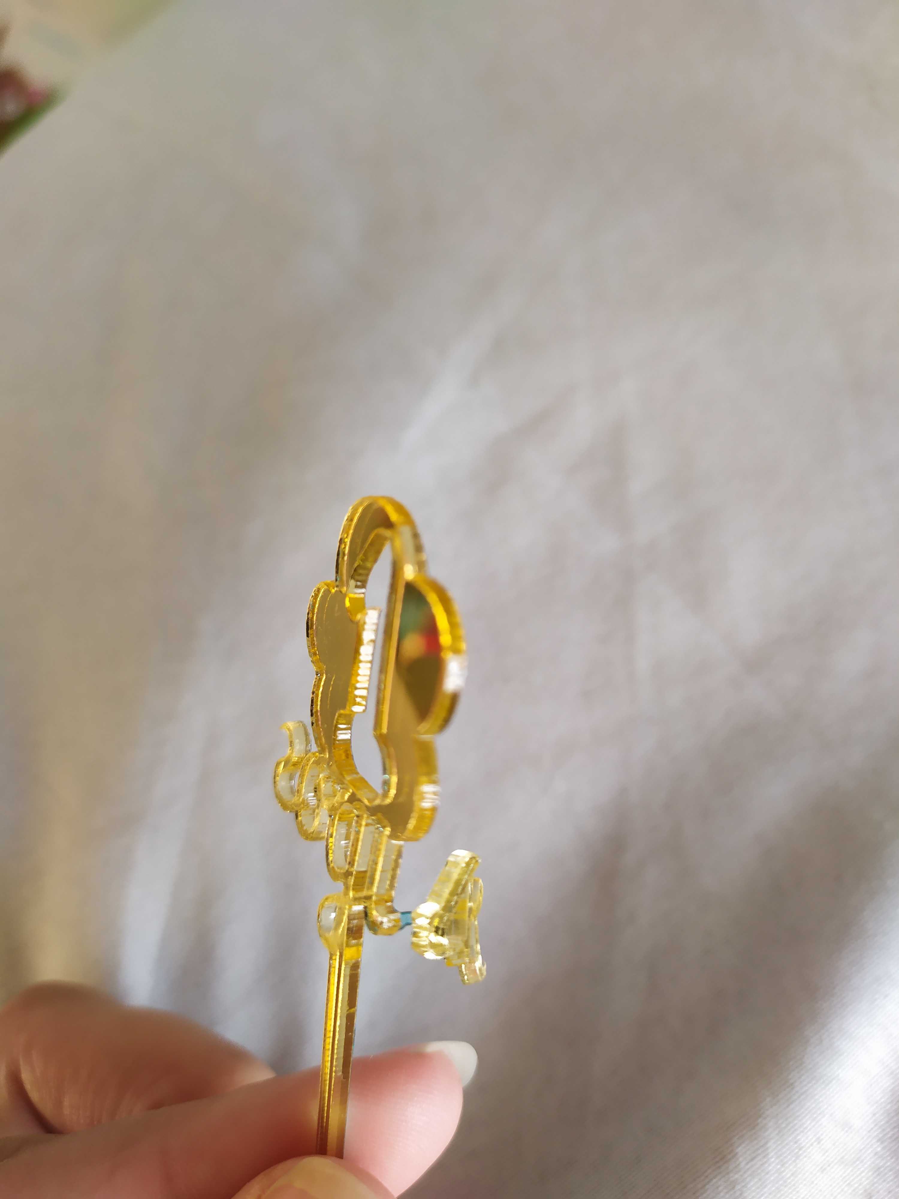 Фотография покупателя товара Шпажки акриловые "1 годик", цвет золото, набор 6 шт. - Фото 4