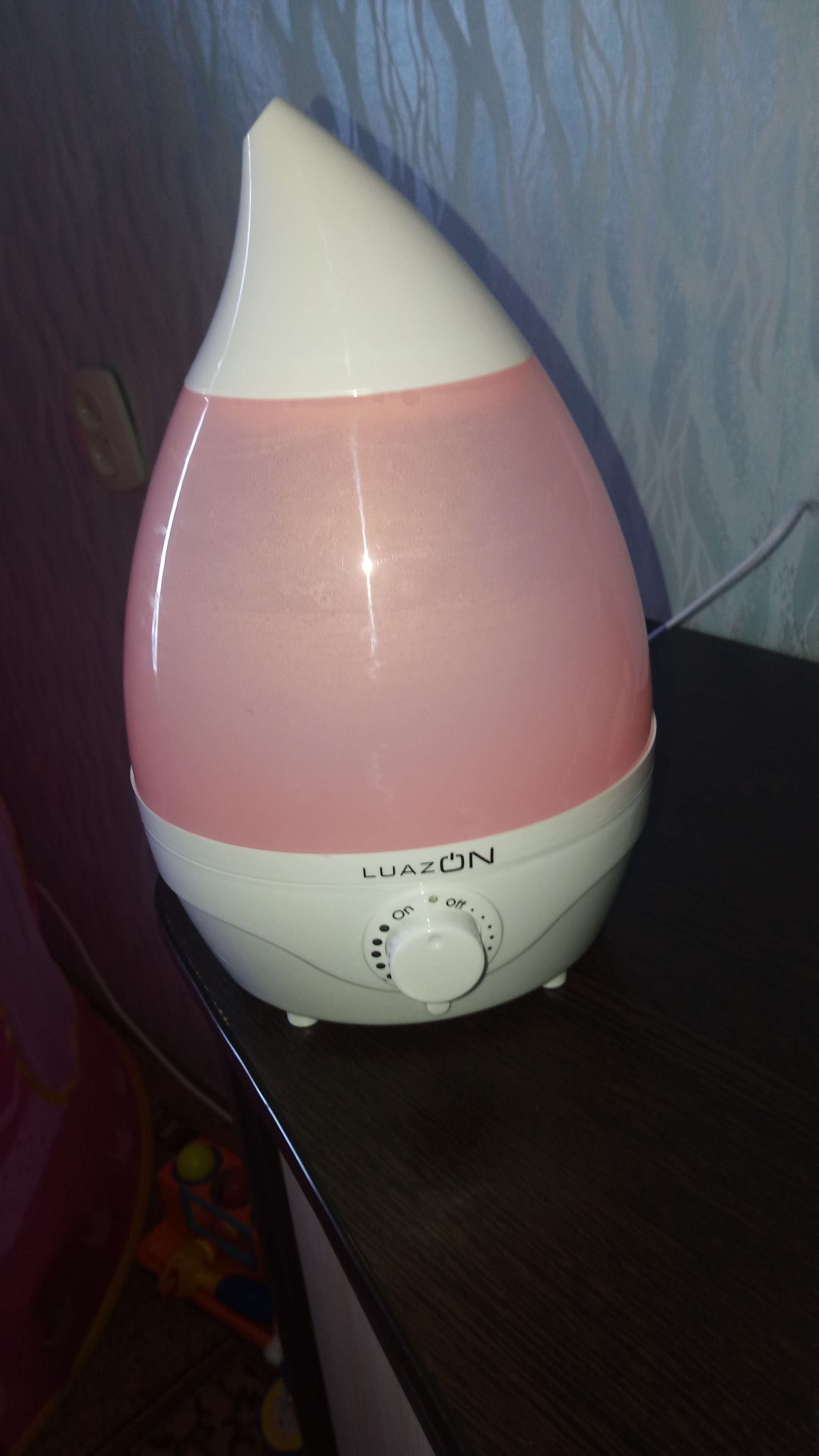 Фотография покупателя товара Увлажнитель воздуха Luazon LHU-04, ультразвуковой, 2 л, 18 Вт, бело-розовый