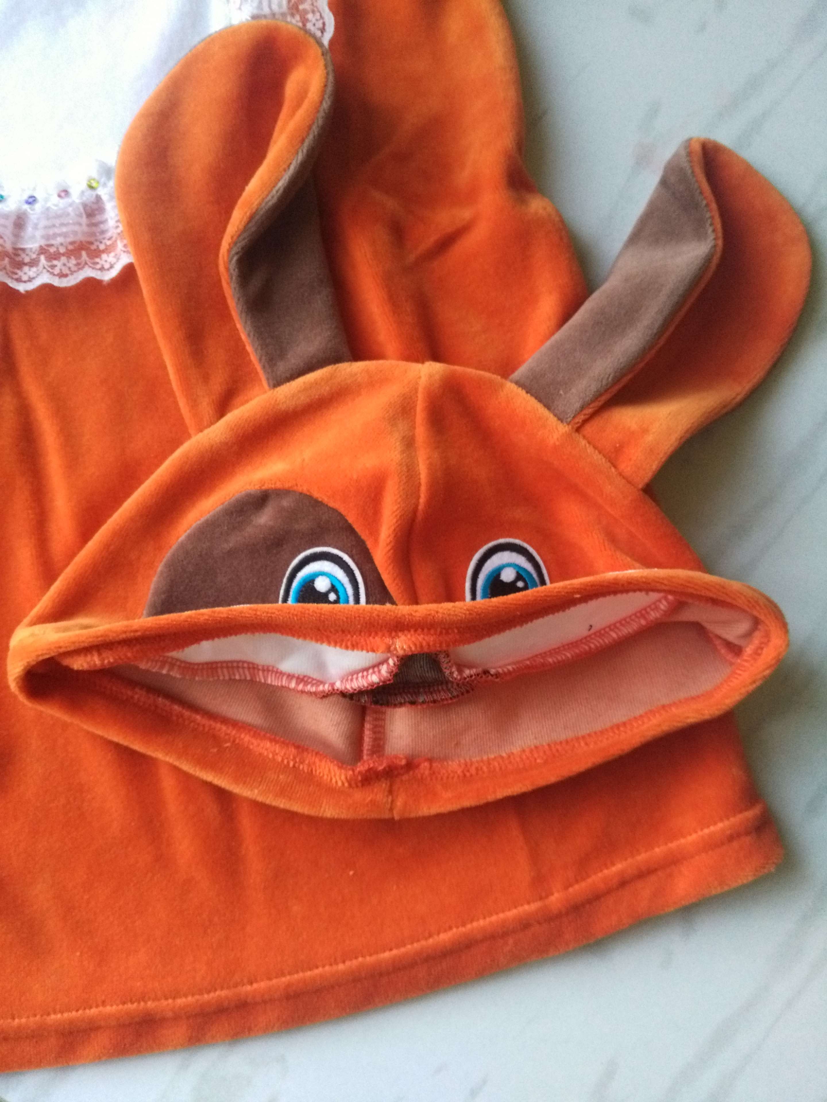 Фотография покупателя товара Карнавальный костюм от 1,5-3-х лет "Собачка с бантом", велюр, рыжий сарафан с грудкой, шапка, рост 92-98 см - Фото 3