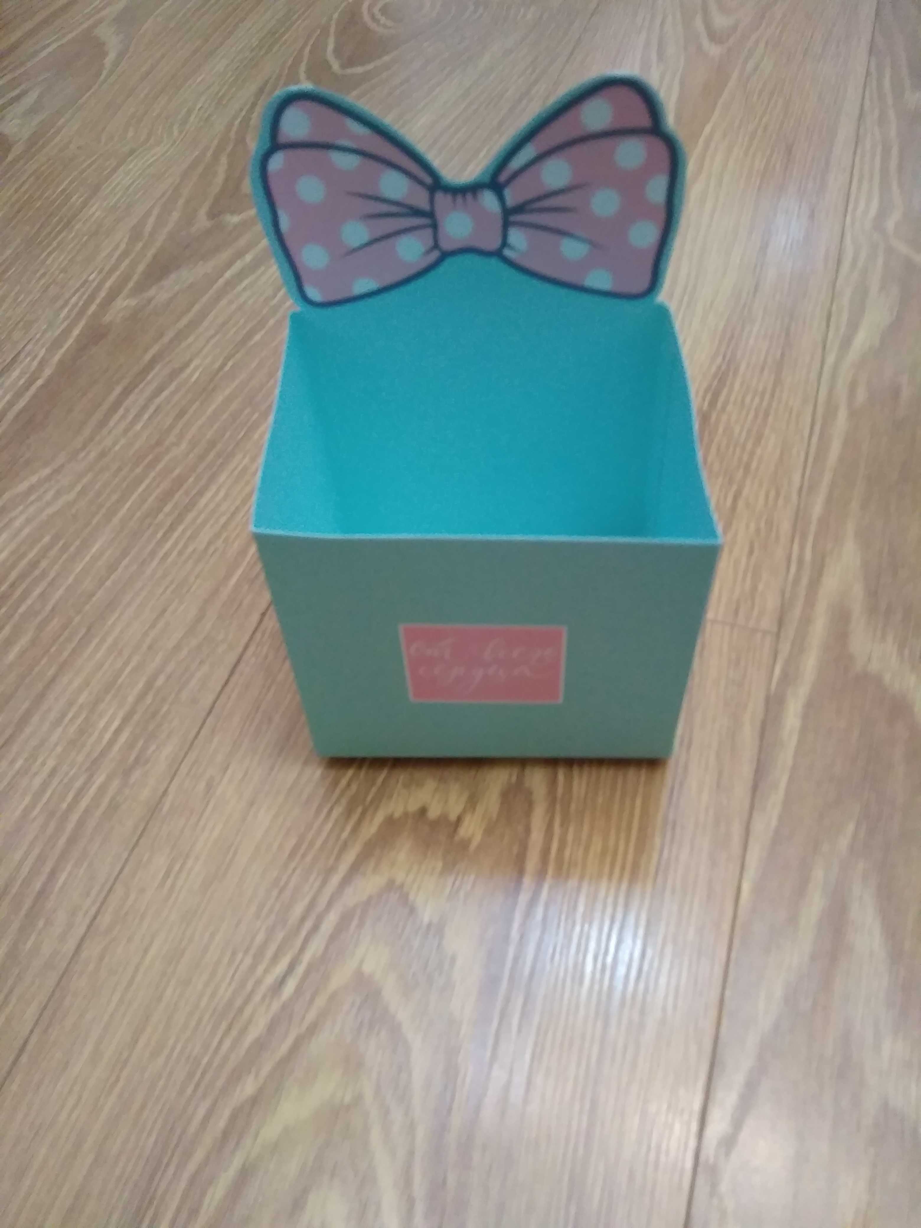 Фотография покупателя товара Коробка для мини букетов «От всего сердца», 12 х 20 х 10 см - Фото 12