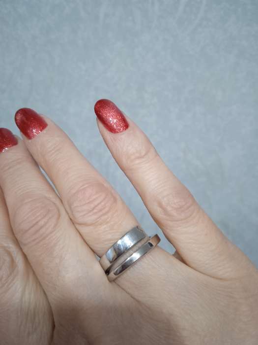 Фотография покупателя товара Кольцо безразмерное «Гладкие линии», цвет серебро - Фото 2