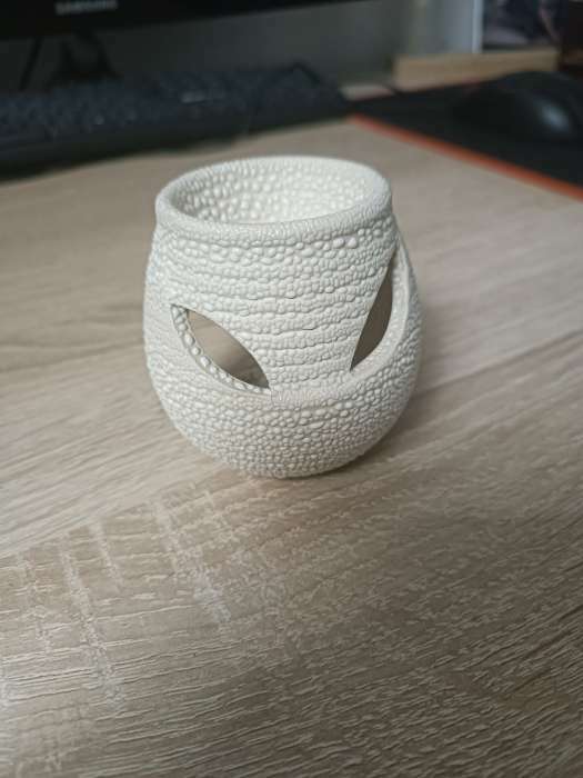 Фотография покупателя товара Аромалампа для эфирных масел «Ребристый шар», керамика, 7×7×7.5 см, МИКС - Фото 2