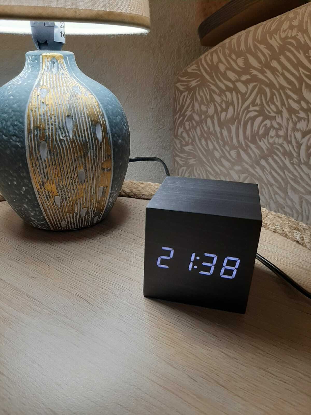 Фотография покупателя товара Часы - будильник электронные "Цифра" настольные с термометром, деревянные, 6.5 см, ААА, USB - Фото 1