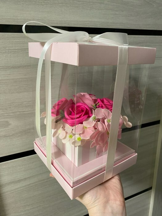 Фотография покупателя товара Коробка подарочная для цветов с вазой и PVC окнами складная, упаковка, «With love», 16 х 23 х 16 см - Фото 3