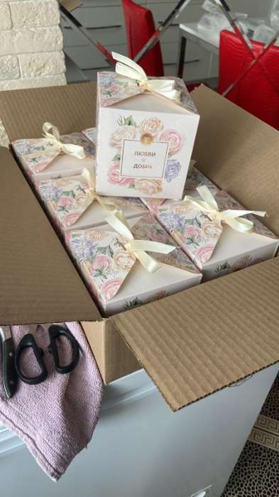 Фотография покупателя товара Коробка подарочная складная, упаковка, «Любви и Добра», 12 х 12 х 12 см - Фото 1