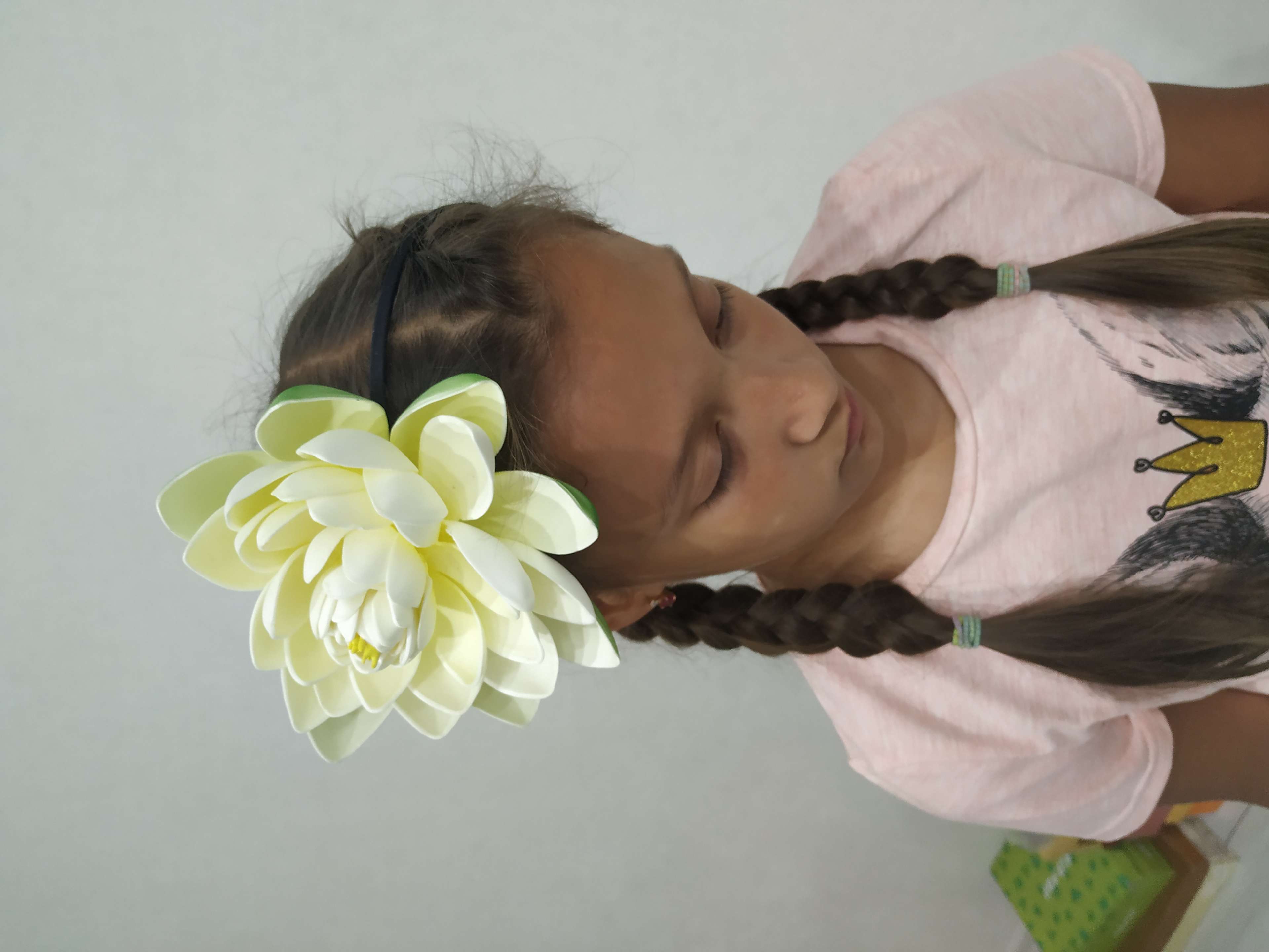 Фотография покупателя товара Гавайский ободок «Лотос», цвет кремовый - Фото 2