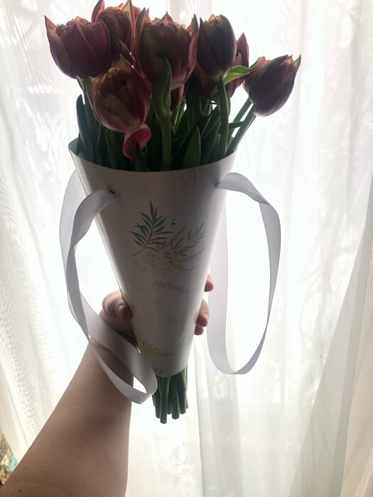 Фотография покупателя товара Конверт‒конус для цветов «Flowers», 24 × 27 см, Ø 15 см - Фото 1