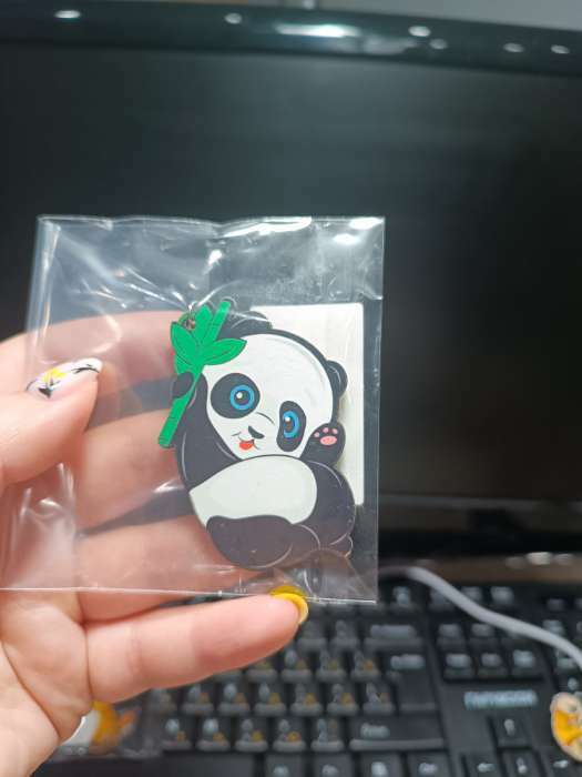 Фотография покупателя товара Брелок для ключей деревянный «Крутая утка», 3.8×6 см - Фото 20