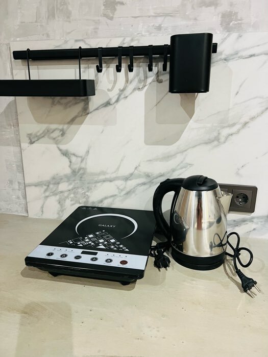 Фотография покупателя товара Рейлинговая система для кухни на 8 предметов Доляна, 60,5 см, цвет чёрный - Фото 7