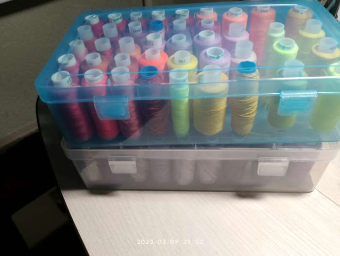Фотография покупателя товара Органайзер для хранения ниток, 42 отделения, 23,5×13,5×6,5 см, цвет МИКС
