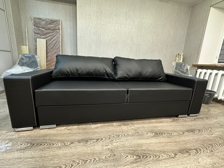 Фотография покупателя товара Прямой диван «Исланд», экокожа, цвет чёрный - Фото 2