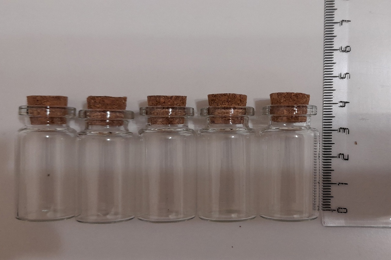 Фотография покупателя товара Баночки для хранения бисера, с пробкой, d=2.2×6 см, 5 шт. - Фото 12