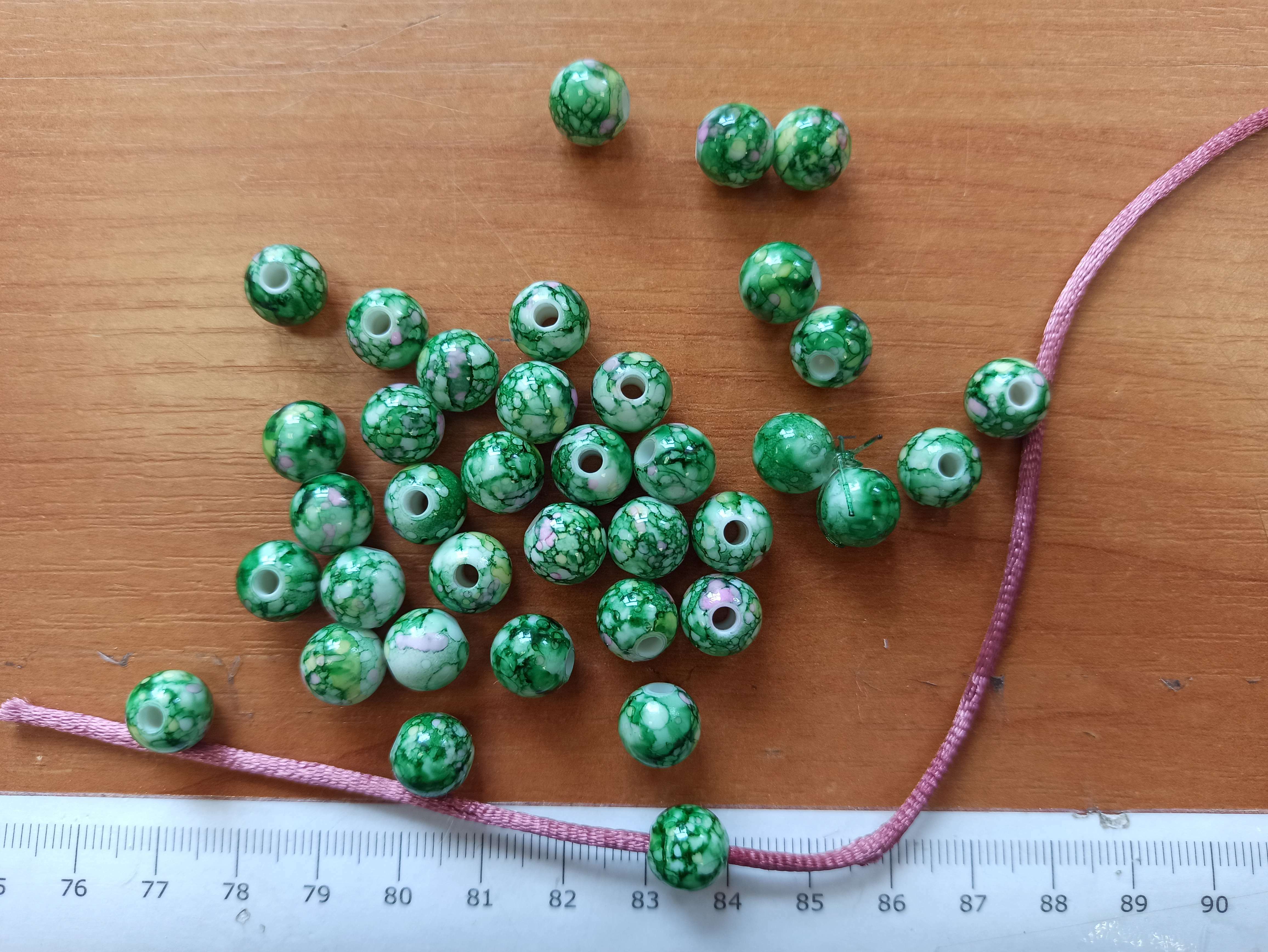Фотография покупателя товара Бусины для творчества пластик "Шарики шамот зелёный" набор 20 гр d=1 см - Фото 2