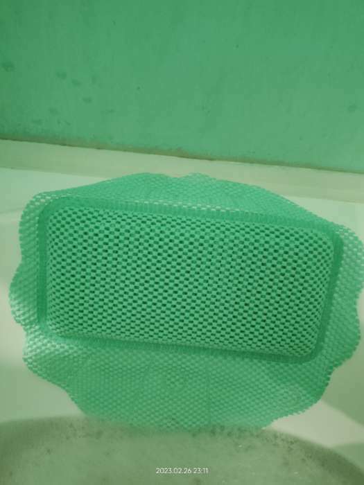 Фотография покупателя товара Подушка для ванны с присосками «Лотос», 33×33 см, цвет МИКС - Фото 1