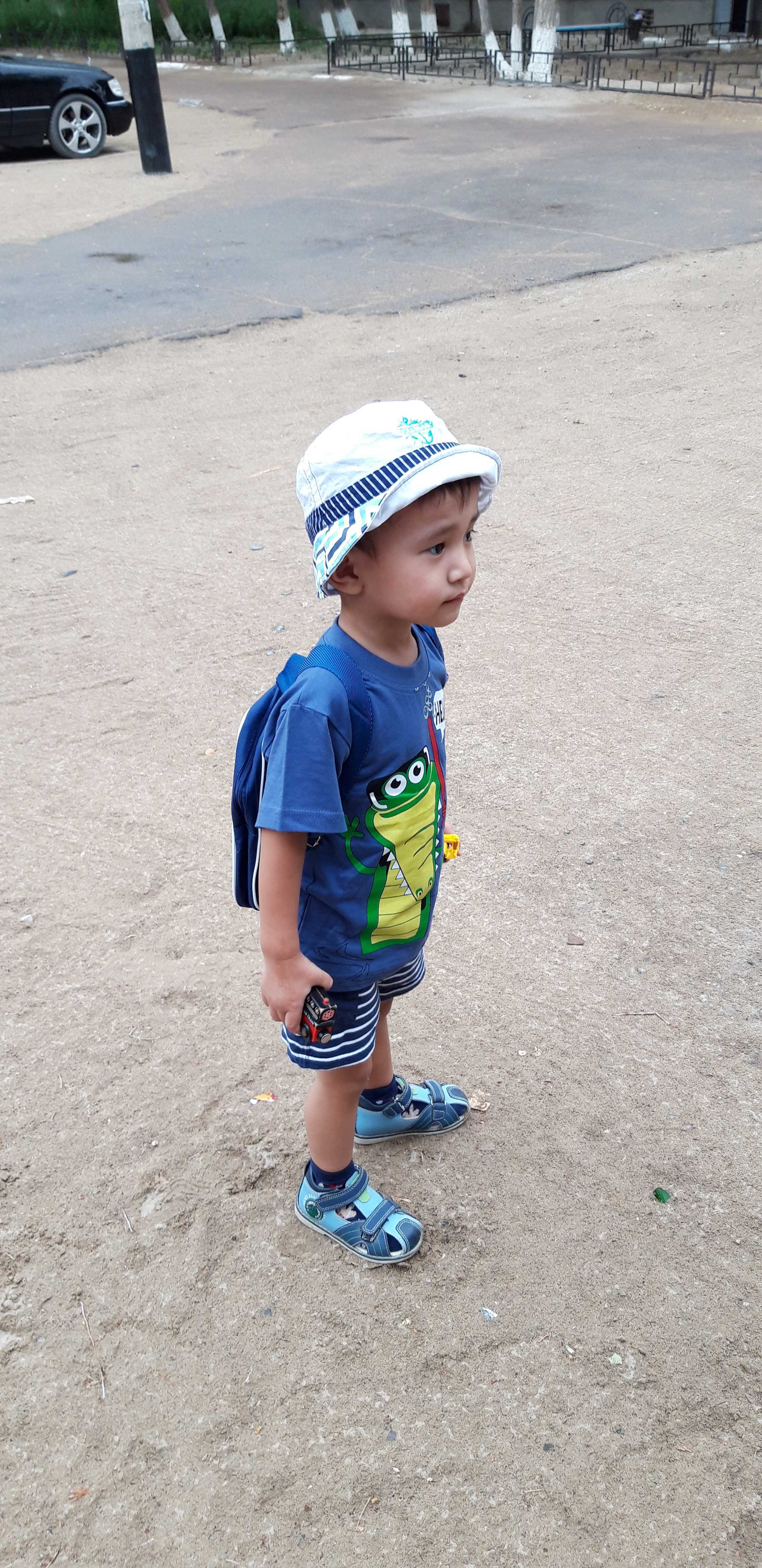 Фотография покупателя товара Рюкзак детский, отдел на молнии, наружный карман, цвет синий - Фото 2
