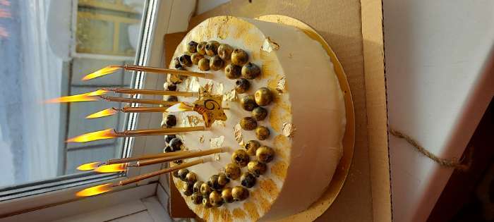 Фотография покупателя товара Свечи для торта «С днем рождения», 6 шт., 12.5×0.5 см - Фото 3