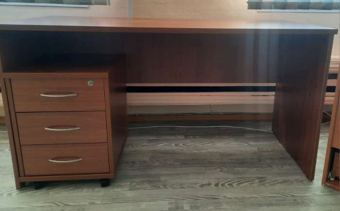 Фотография покупателя товара Стол письменный IMAGO СП-3.1, венге магия/металлик - Фото 1