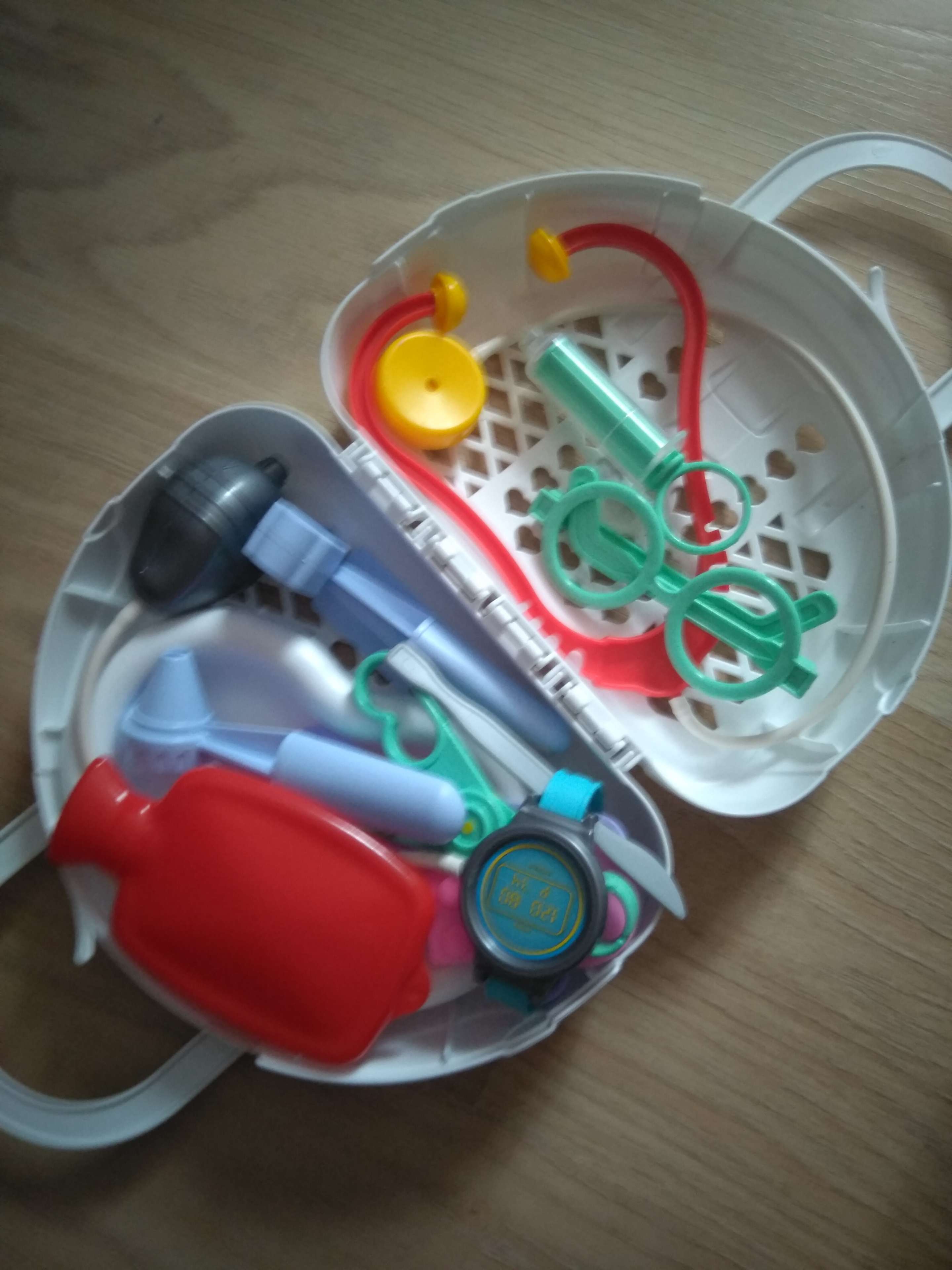 Фотография покупателя товара Игровой набор «Доктор №3», 16 предметов, в сумке
