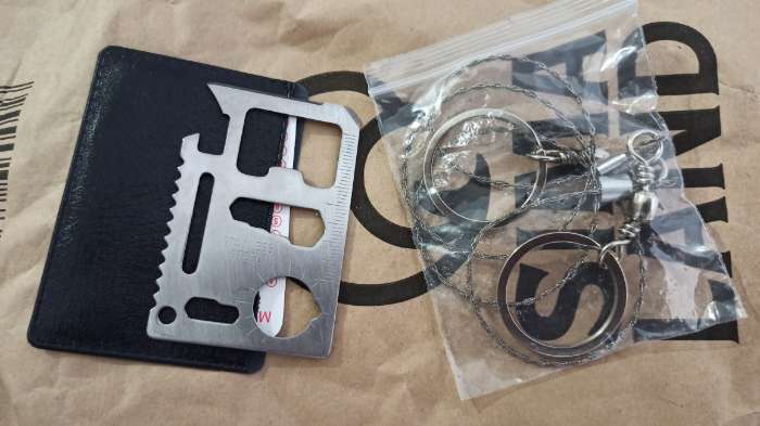 Фотография покупателя товара Набор для выживания 6в1: свисток, компас, цепь, карта выжив, кремень, универс нож